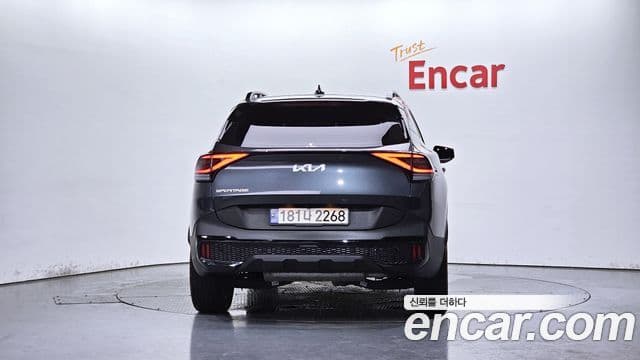 Kia Sportage 2023 — ფოტო 4/20