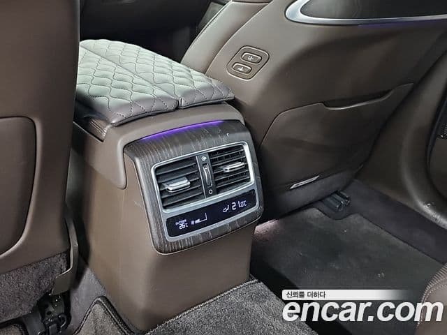Kia The K9 2018 — Şəkil 12/19
