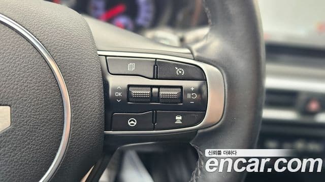 Kia K5 2021 — ფოტო 11/14