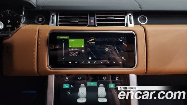 Land Rover Range Rover 2020 — фото 12 из 20