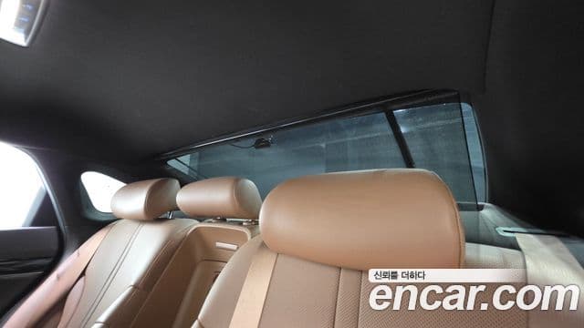 Genesis Electrified G80 2021 — Şəkil 17/20
