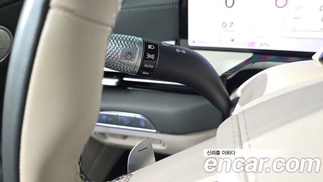 Genesis GV80 2025 — Photo 16/32