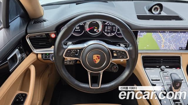 Porsche Panamera 2020 — Фото 14/20