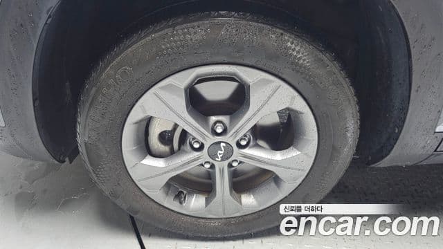 Kia Seltos 2022 — Şəkil 5/20
