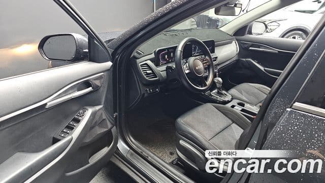 Kia Seltos 2022 — Şəkil 10/20