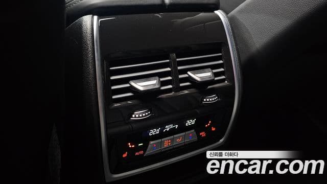 BMW X5 2026 — Photo 30/34