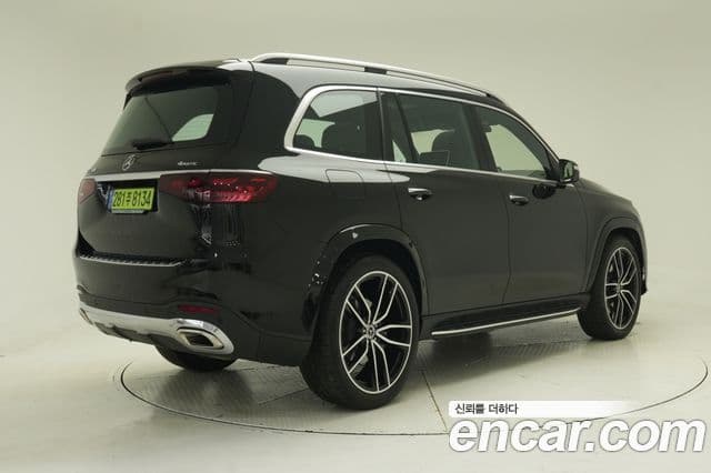 Mercedes-Benz GLS-Class 2025 — Photo 18/19