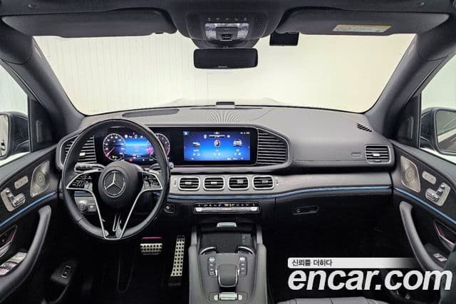 Mercedes-Benz GLS-Class 2025 — Photo 3/19