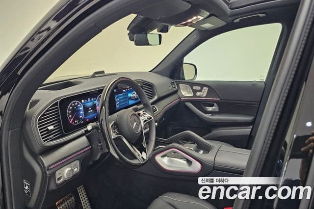 Mercedes-Benz GLS-Class 2025 — Photo 1/19