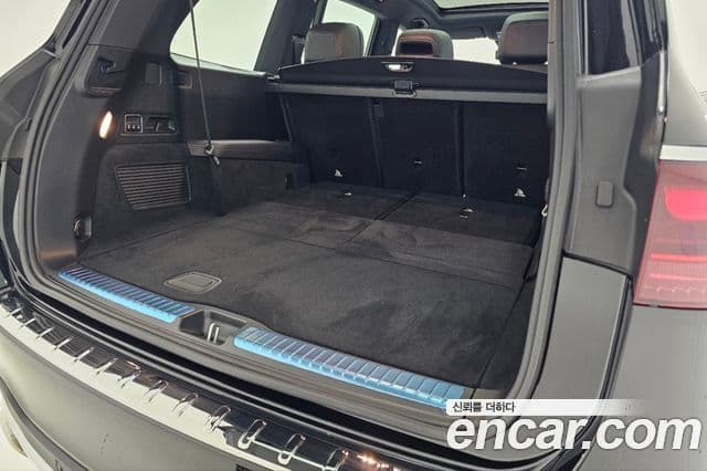 Mercedes-Benz GLS-Class 2025 — Photo 7/19
