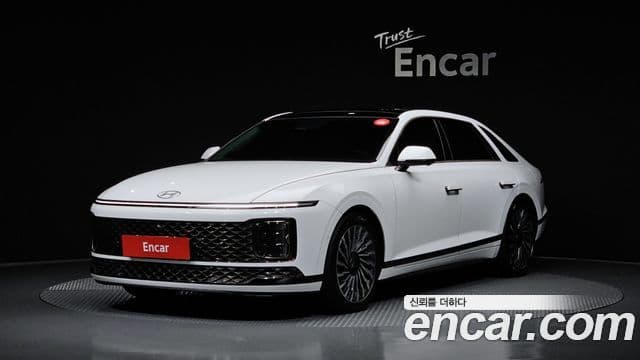 Hyundai Grandeur 2023 — ფოტო 1/20
