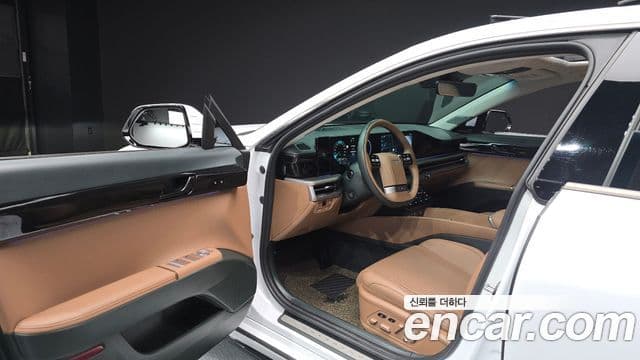 Hyundai Grandeur 2023 — ფოტო 9/20
