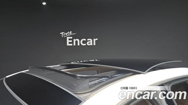 Hyundai Grandeur 2023 — Фото 19/20