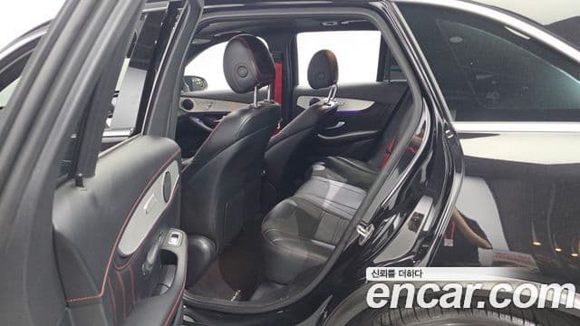 Mercedes-Benz GLC-Class 2022 — Şəkil 19/20