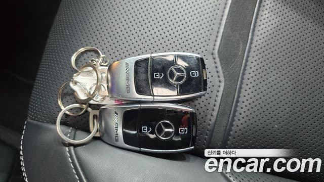 Mercedes-Benz G-Class 2020 — Photo 5/30