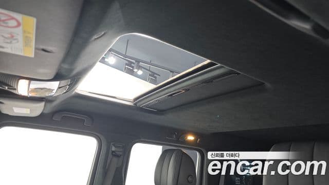 Mercedes-Benz G-Class 2020 — Photo 24/30