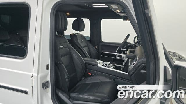 Mercedes-Benz G-Class 2020 — Photo 18/30