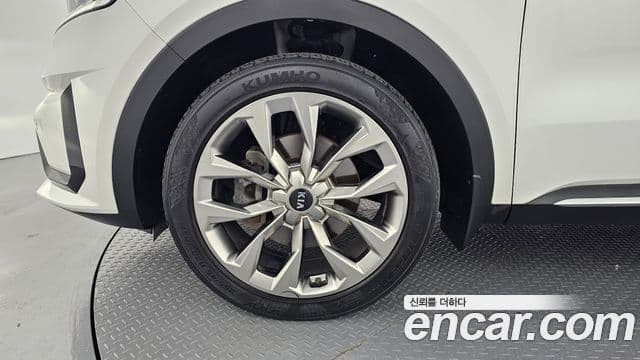 Kia Sorento 2021 — ფოტო 5/20