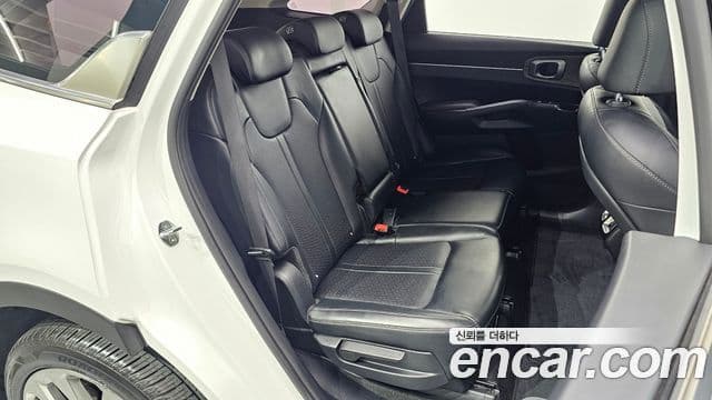 Kia Sorento 2021 — ფოტო 11/20