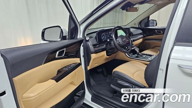 Kia Carnival 2023 — Фото 10/20