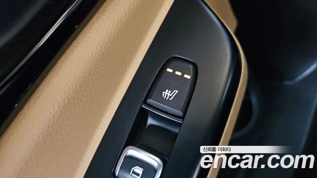 Kia Carnival 2023 — Фото 18/20
