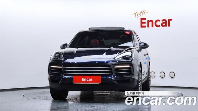 Porsche Cayenne 2019 — Фото 3/20