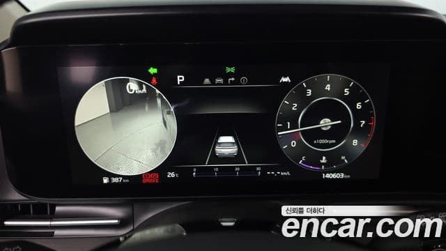 Kia Carnival 2021 — Фото 8/20