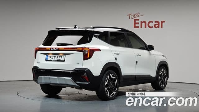 Kia Seltos 2022 — Şəkil 2/20