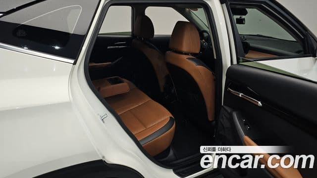 Kia Seltos 2022 — Şəkil 12/20