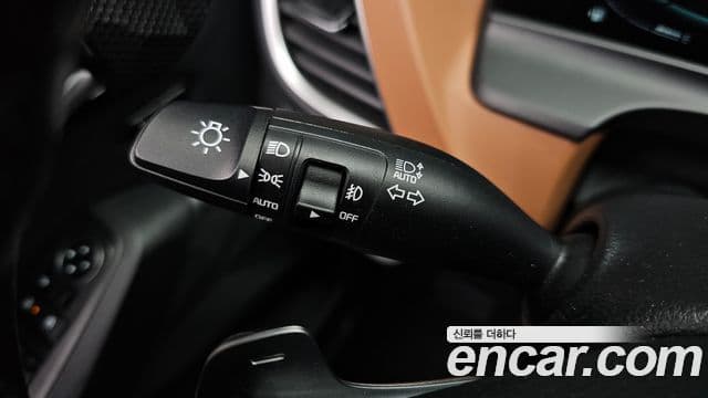 Kia Seltos 2022 — Şəkil 17/20