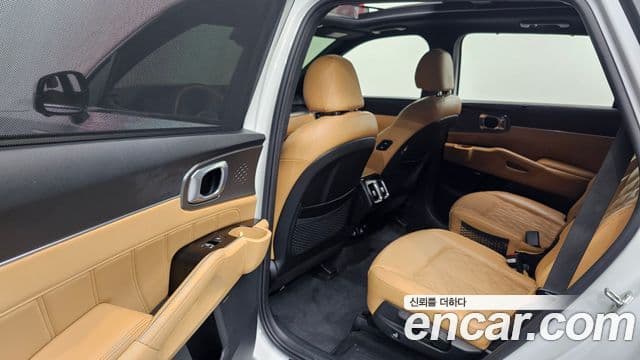 Kia Sorento 2020 — Фото 11/20