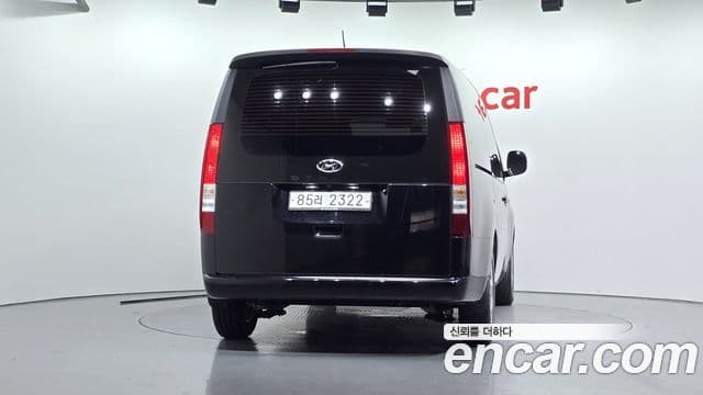 Hyundai Staria 2021 — Фото 4/20