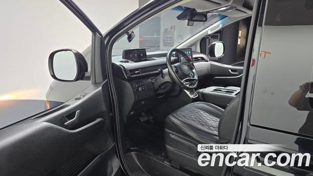 Hyundai Staria 2021 — Фото 10/20