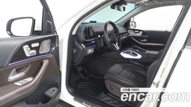 Mercedes-Benz GLE-Class 2023 — Şəkil 10/20