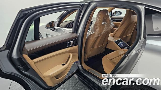 Porsche Panamera 2018 — ფოტო 12/20