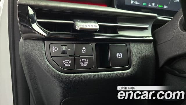 Kia Sportage 2025 — Şəkil 19/20