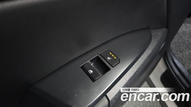 Kia Sportage 2025 — Photo 17/34