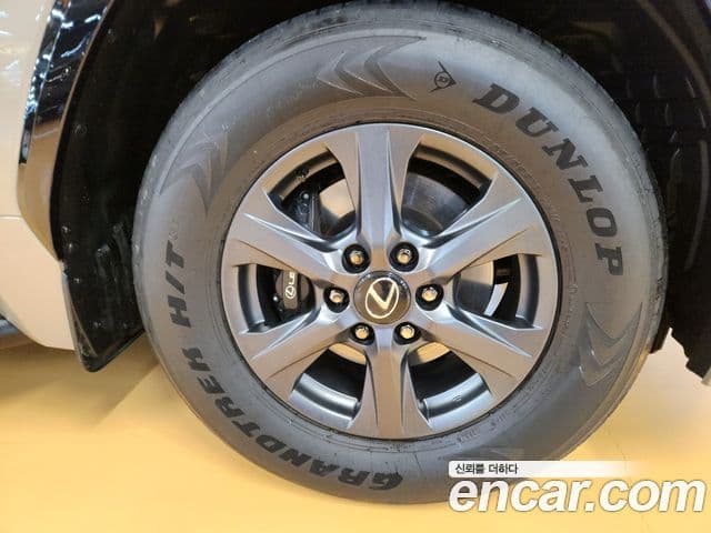 Lexus LX 2025 — фото 5 из 20