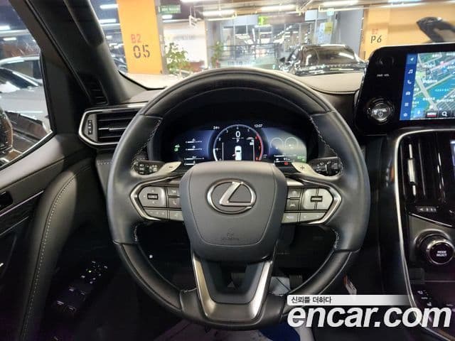 Lexus LX 2025 — Şəkil 9/20