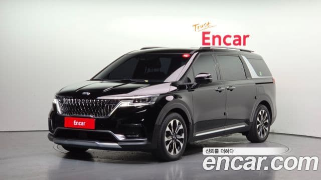 Kia Carnival 2021 — Фото 1/20
