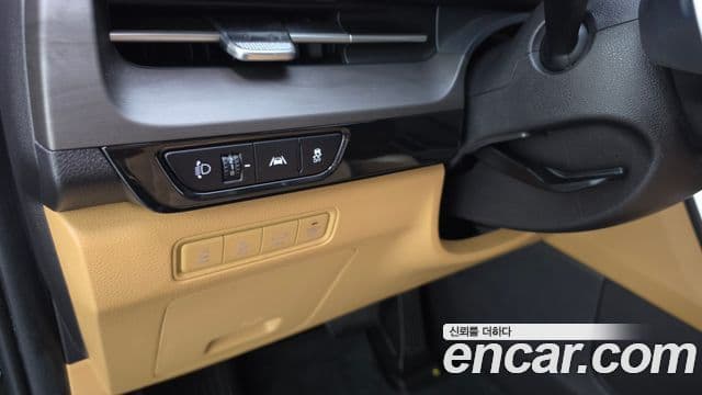 Kia Carnival 2021 — Фото 14/20