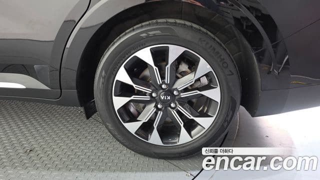 Kia Carnival 2021 — Şəkil 7/36