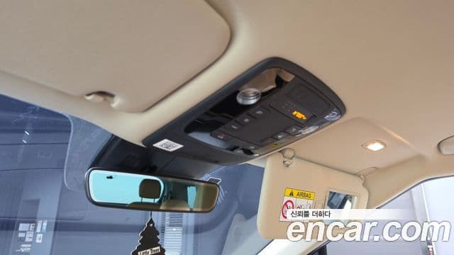 Kia Carnival 2021 — Şəkil 9/36