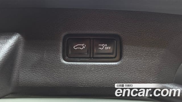 Kia Carnival 2021 — Şəkil 24/36