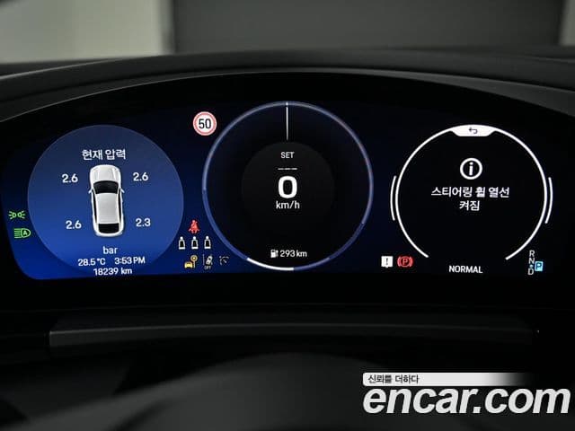 Porsche Macan EV 2025 — ფოტო 15/20