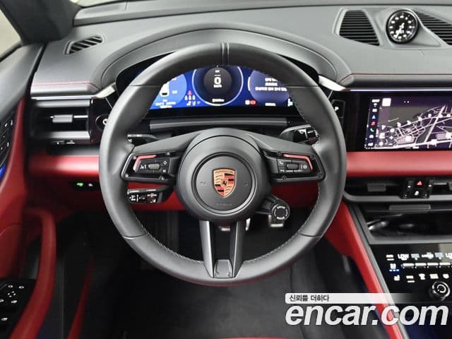 Porsche Macan EV 2025 — ფოტო 2/20