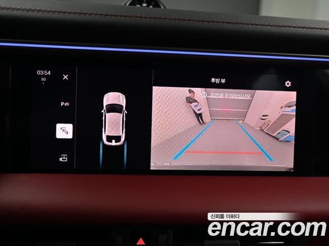 Porsche Macan EV 2025 — ფოტო 14/20