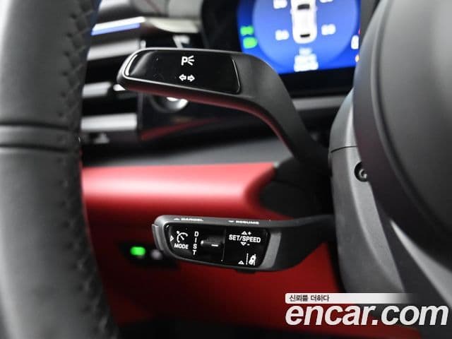 Porsche Macan EV 2025 — ფოტო 10/20