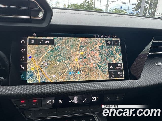 Audi A3 2025 — ფოტო 19/20