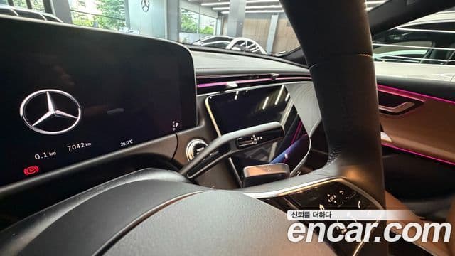 Mercedes-Benz E-Class 2025 — Фото 10/13